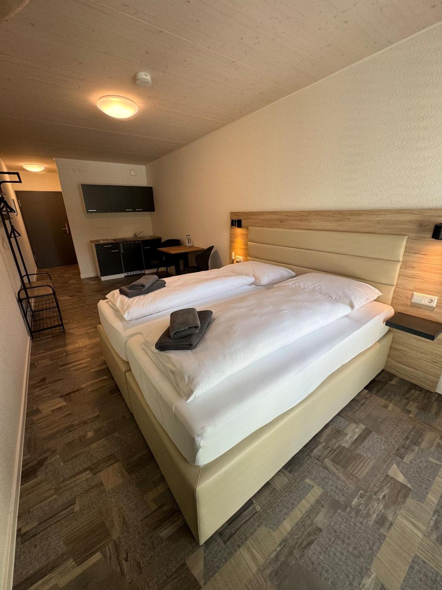 Hotel Lijo, Bei Basel Steinen  Εξωτερικό φωτογραφία
